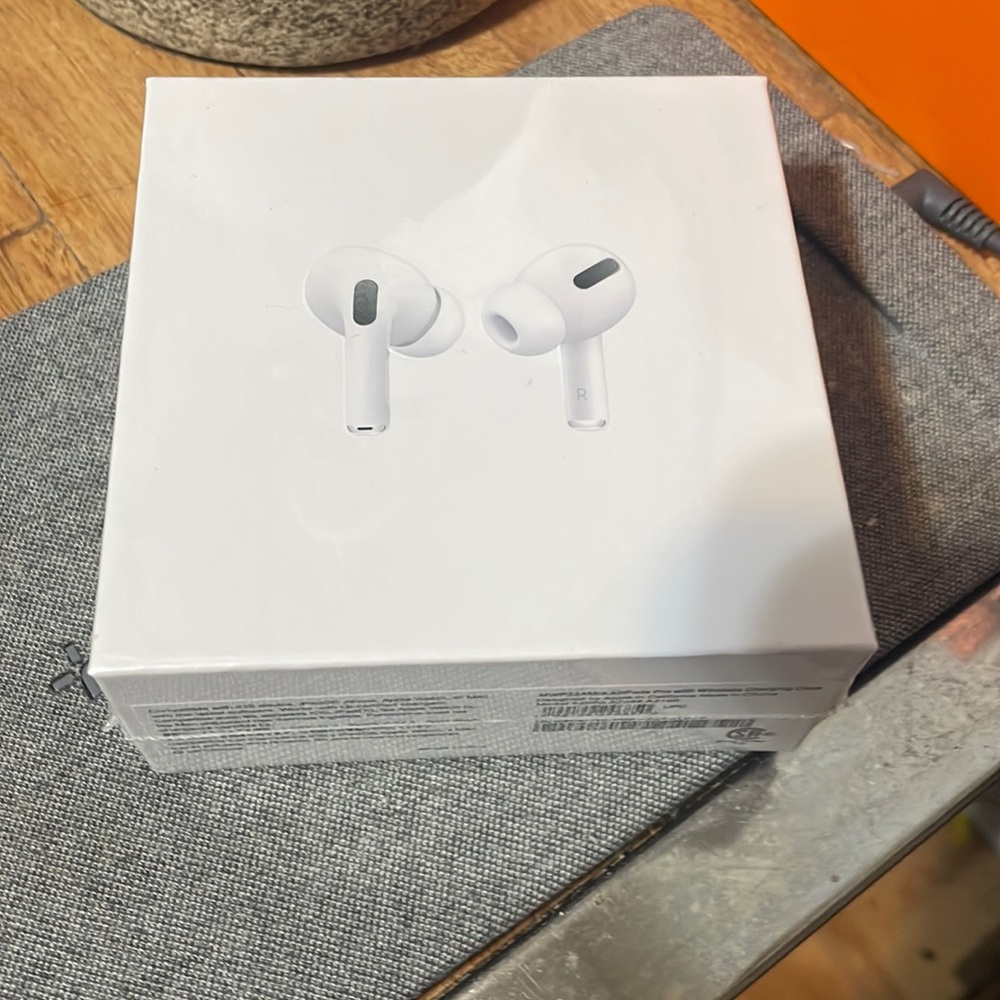 AirPod pros